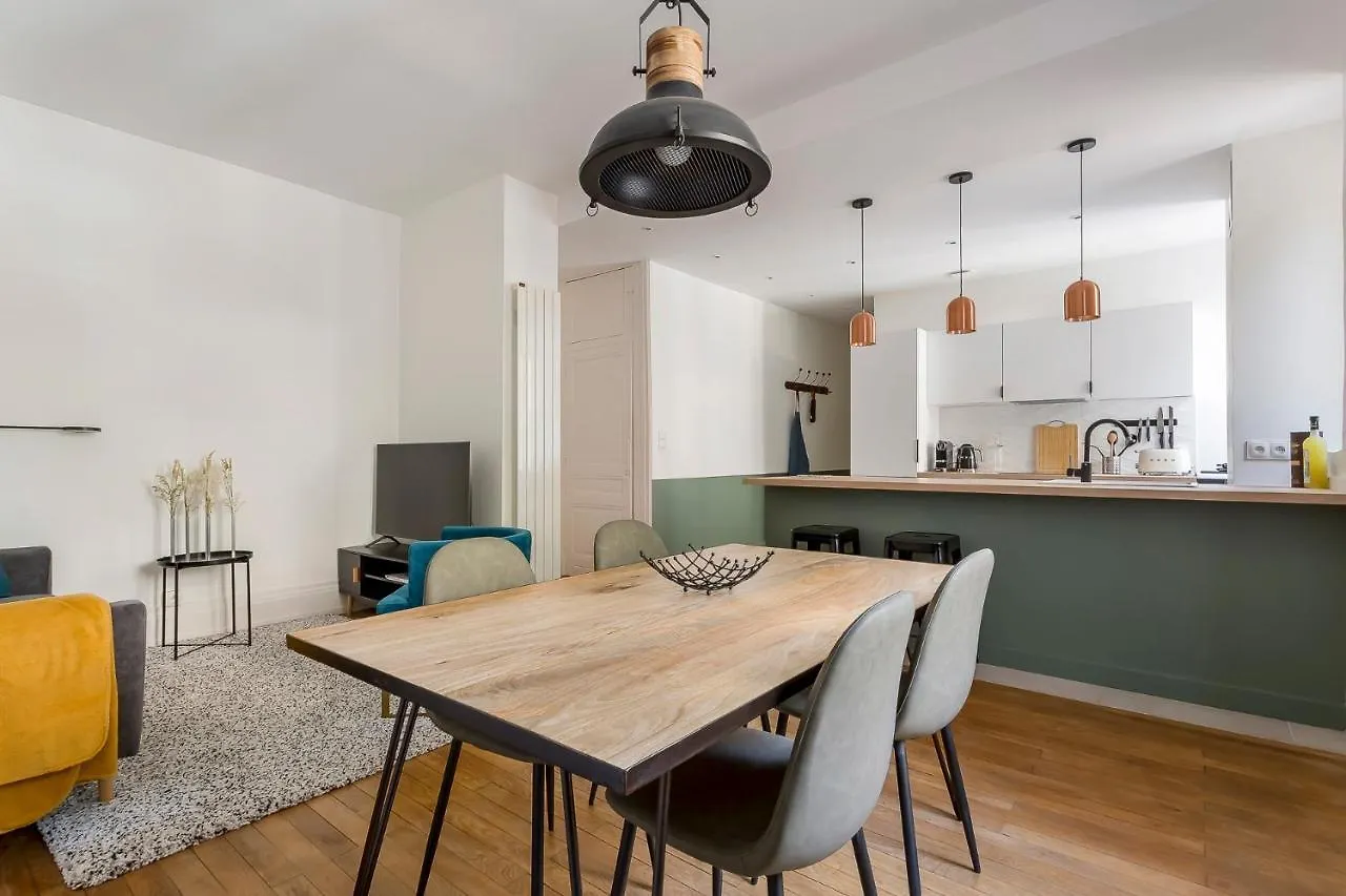 Hamac Suites - Le Quarantaine Lyon 0*,